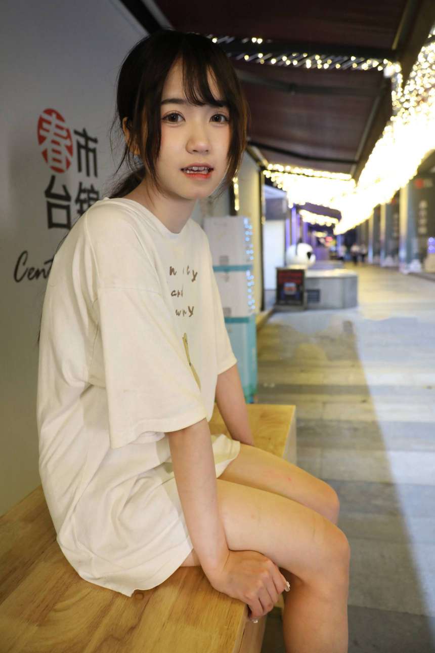 图片[4]-KTV里唱歌的长腿帆布鞋女孩【102P】20015-好看资源