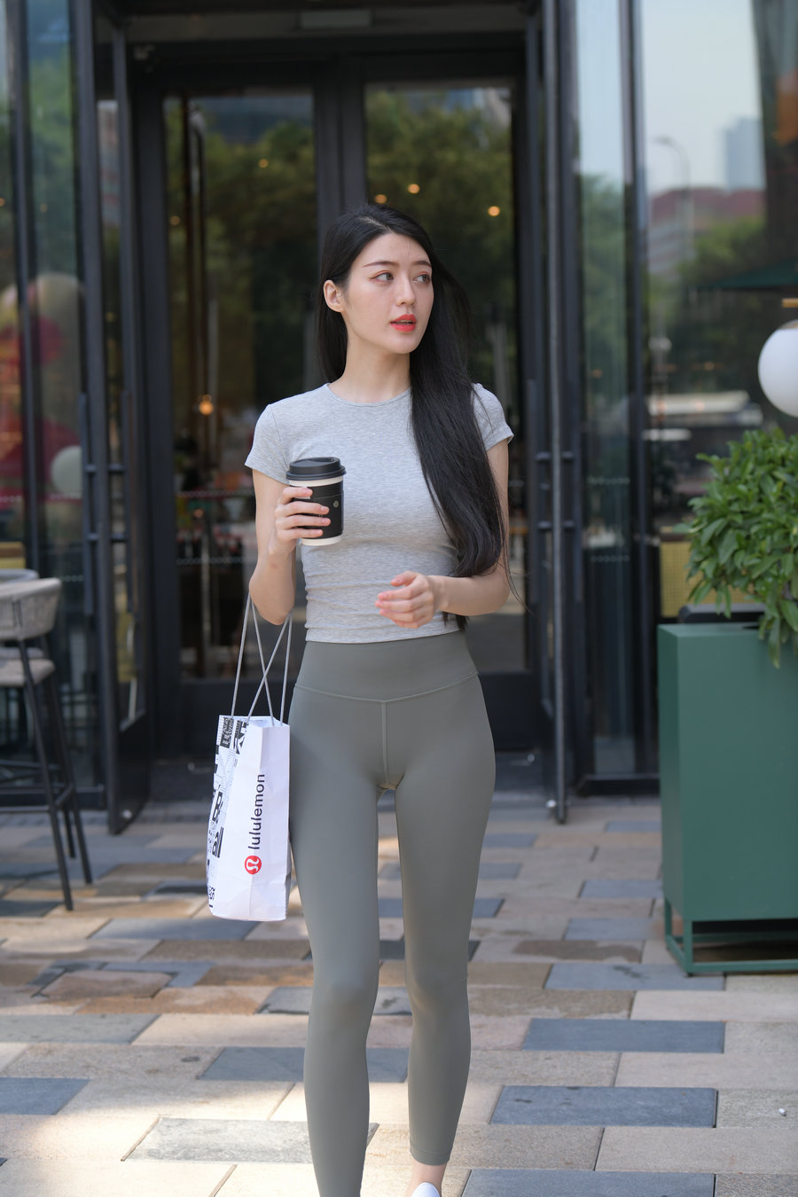 图片[4]-在外面逛街的瑜伽裤女孩J2240 449P1V-16.7GB-好看资源