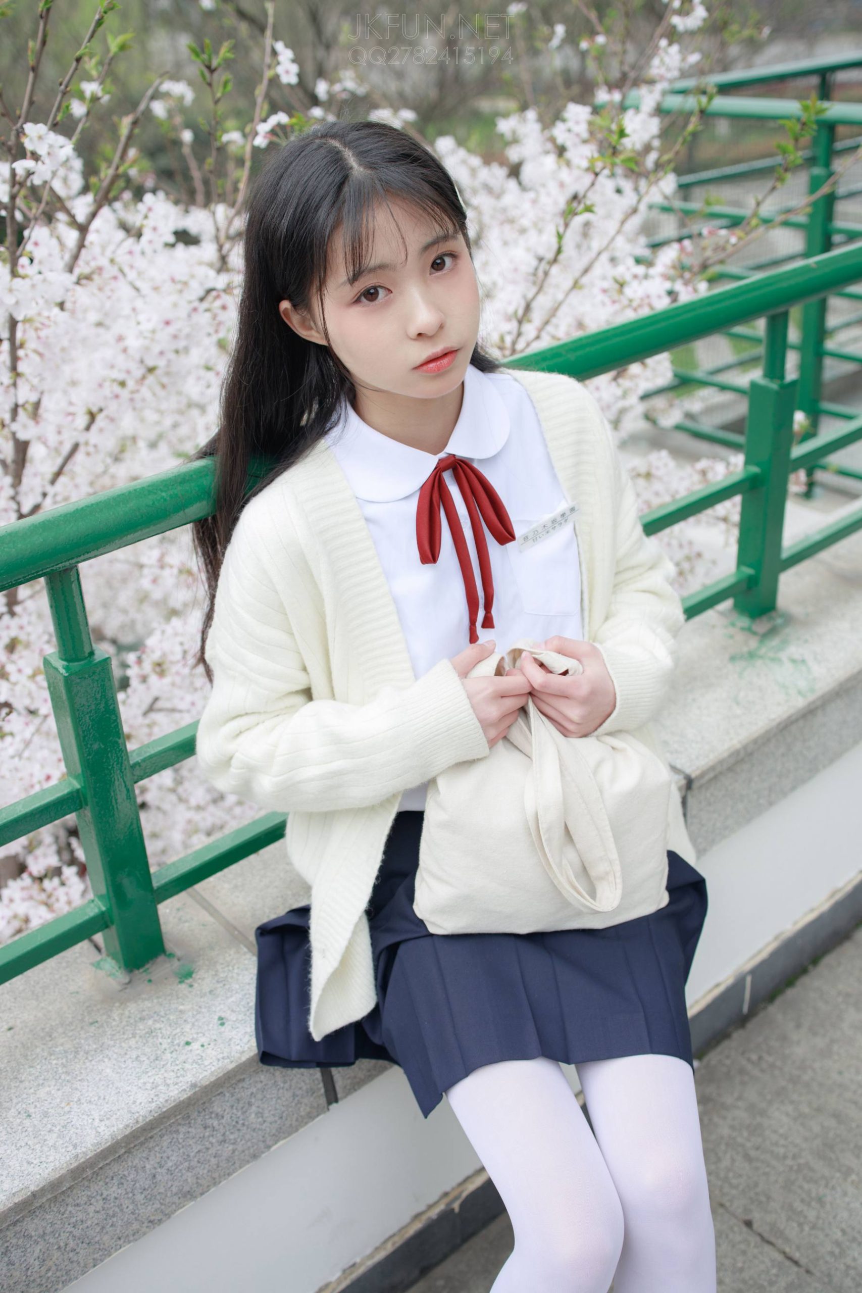 图片[1]-甜美可人的白丝姑娘【127P】20011-好看资源