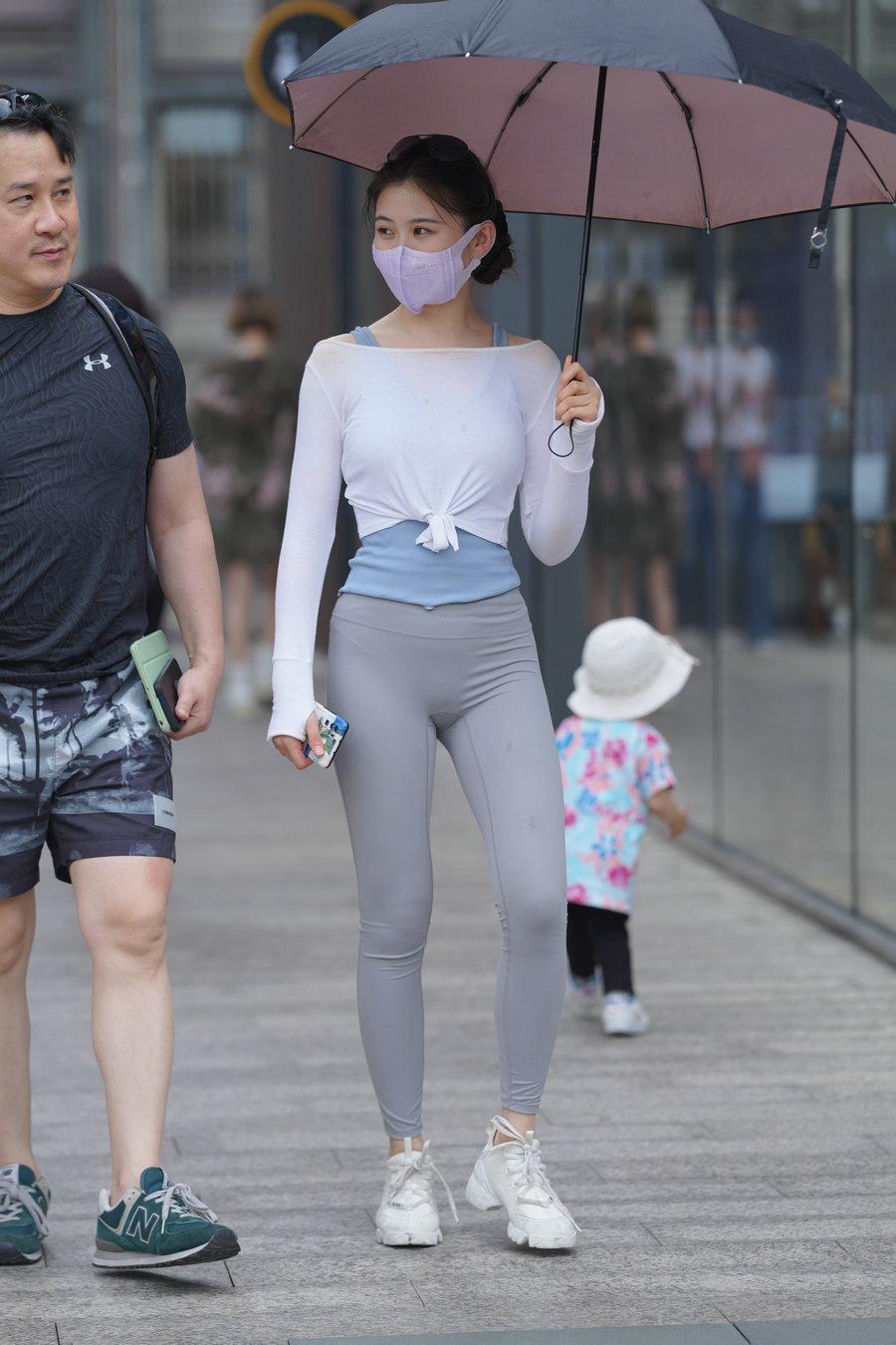 图片[1]-街拍逛街的瑜伽裤小女人  J2874 36P-469MB-好看资源