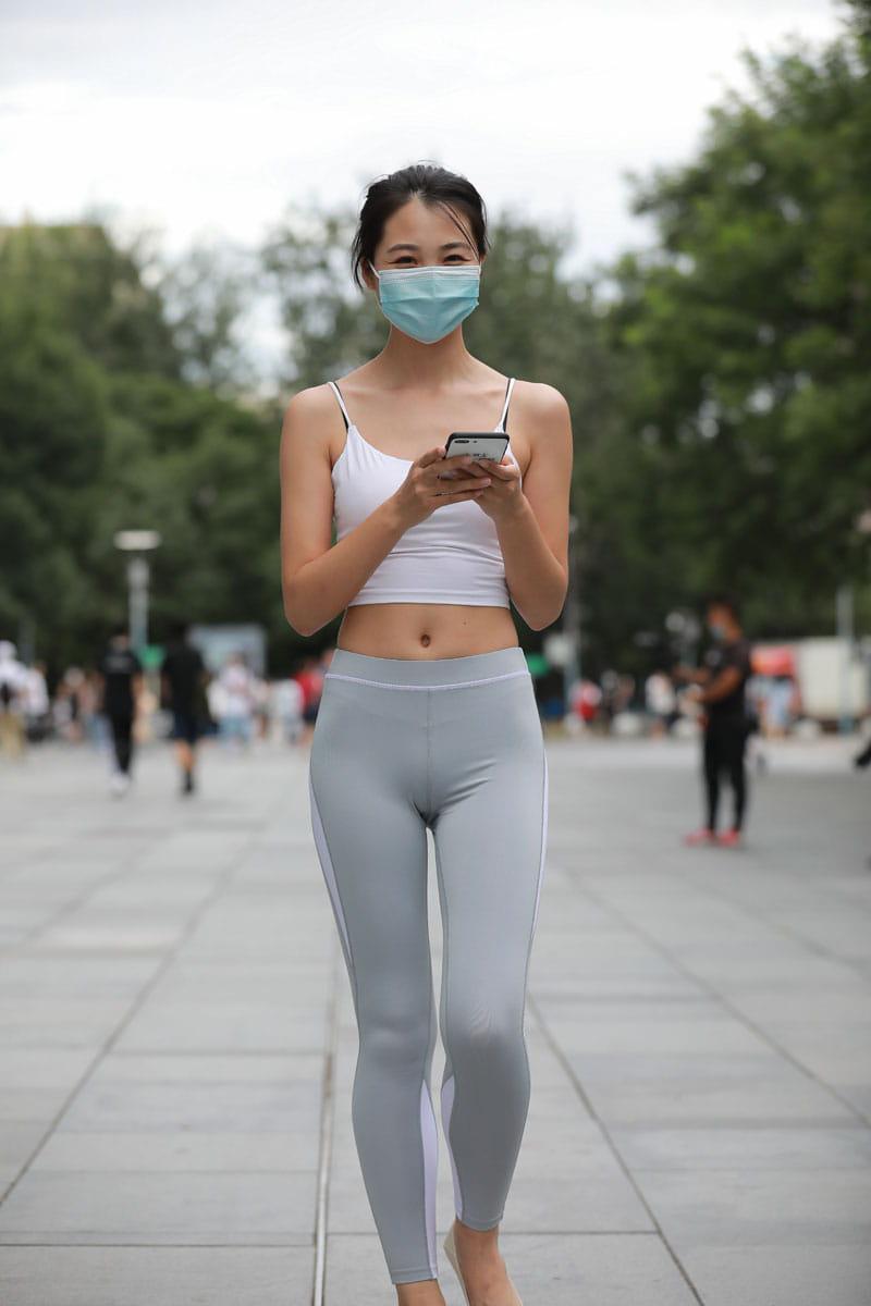 图片[4]-灰色瑜伽裤姑娘笑容超甜 J5074 180P2V-2.15GB-好看资源