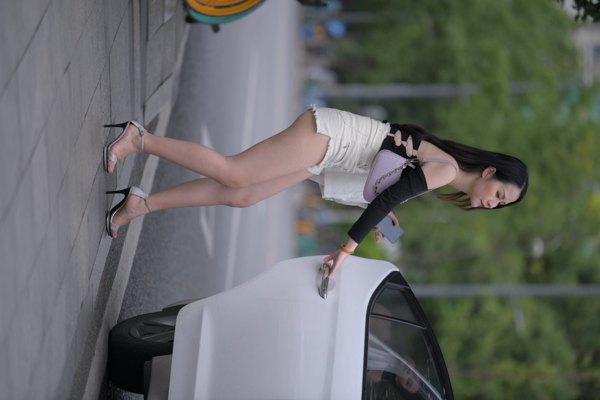 图片[6]-长发飘飘的白色热裤美丽女孩【49P】00029-好看资源