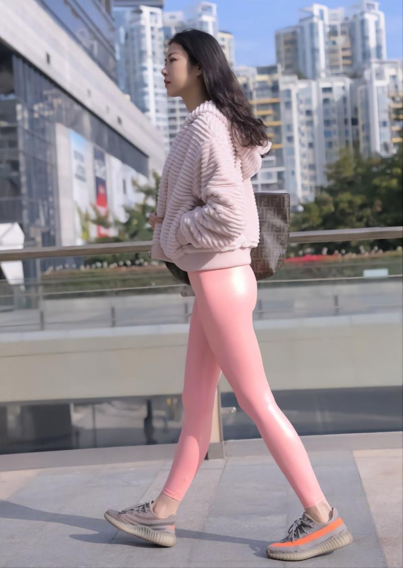 图片[2]-粉红色紧身裤的女孩 J1482 365P2V-18.1GB-好看资源