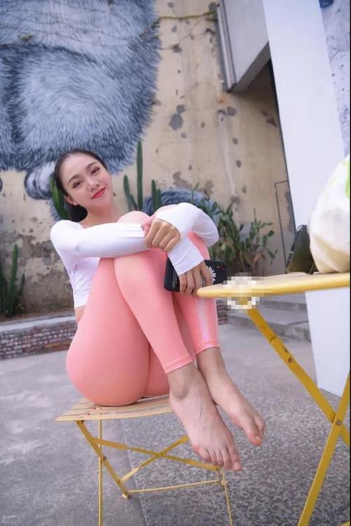 图片[3]-粉色紧身裤漂亮女孩 J1433 749P1V-20.0GB-好看资源