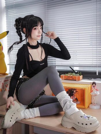 图片[9]-牛仔热裤+灰丝姑娘玩自拍-好看资源