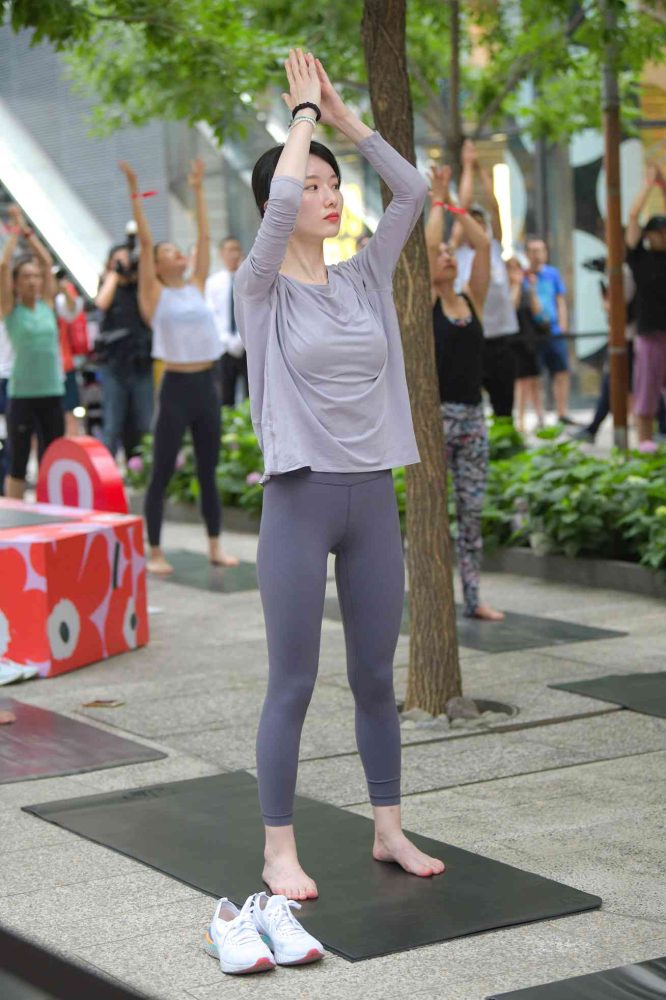 做瑜伽的小女人【75P】04023-好看资源