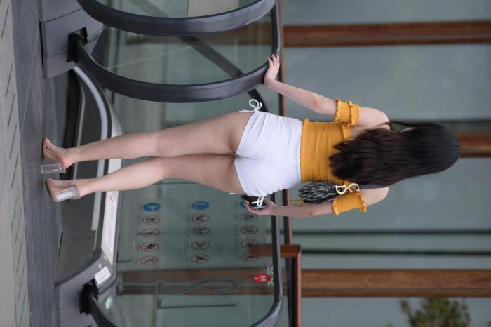 高腰白色短裤的漂亮女孩【767P】00065-好看资源
