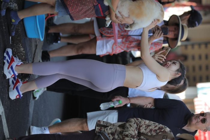 逛街的马尾辫瑜伽老师【556P】00016-好看资源