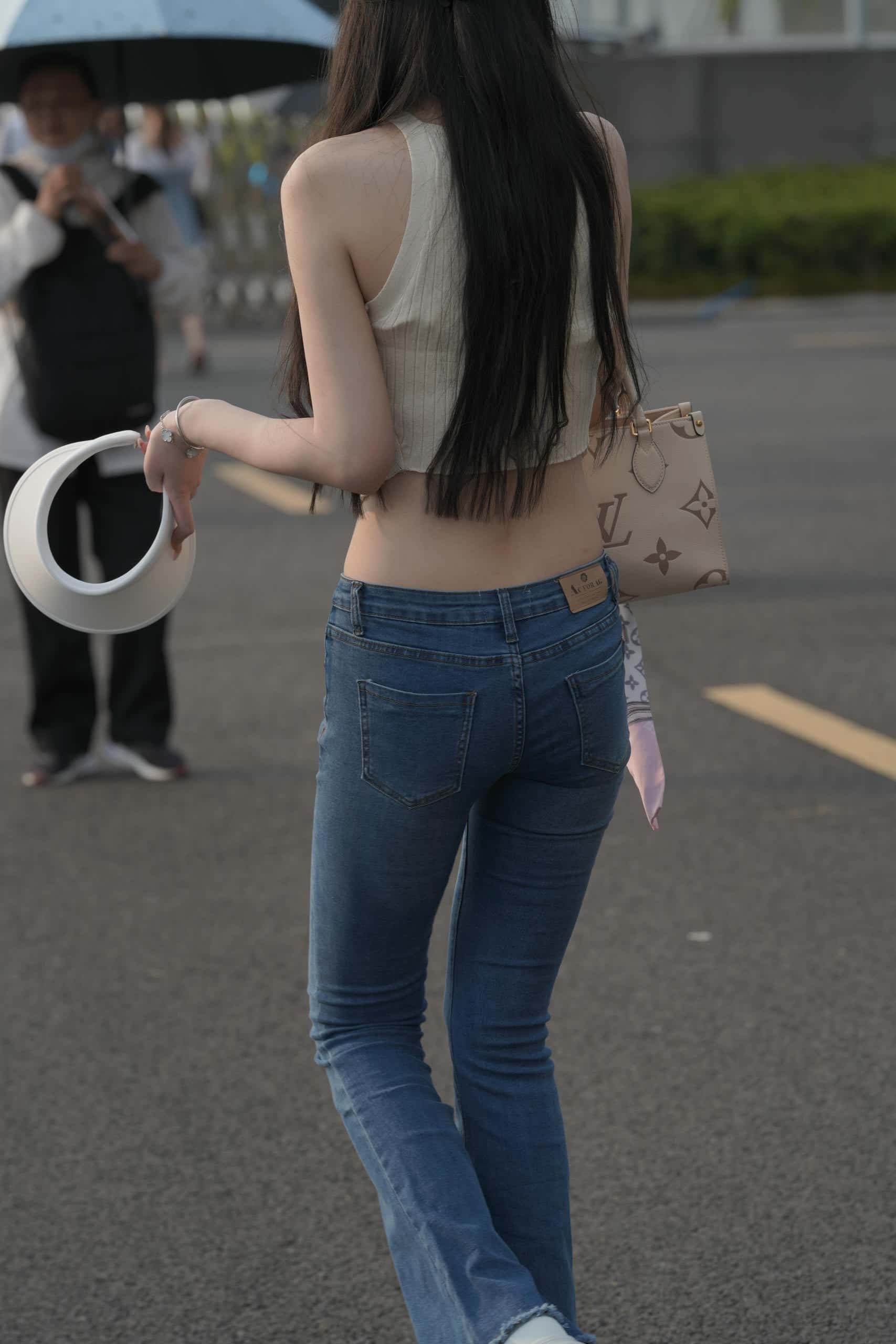 图片[1]-清纯喇叭牛仔裤女孩 【79P】J3591-好看资源