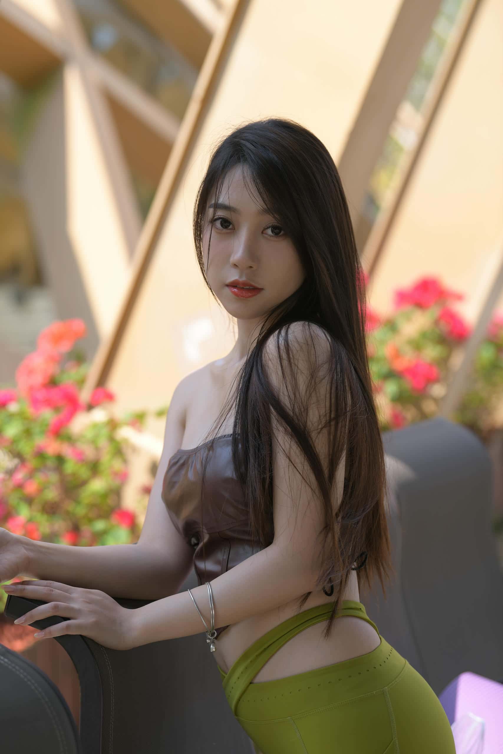 图片[3]-穿绿色瑜伽裤的女孩【669P】P213-好看资源